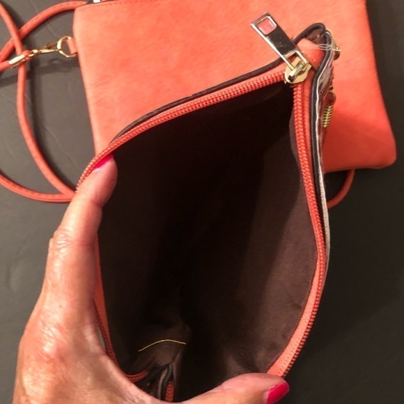 Lot Of 2 Coral Purses - Picture 5 of 5